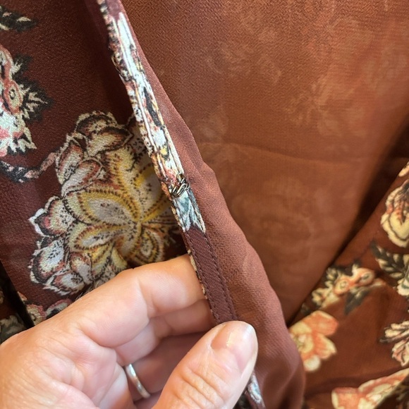 ASTR the label Scarlet Long Sleeve Minidress S. Worn by Kelly Clarkson on tv - Picture 4 of 9